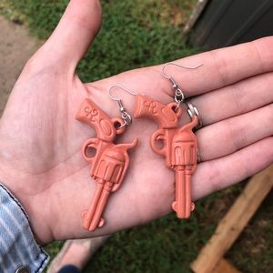 Vintage NOS gun earrings oversized